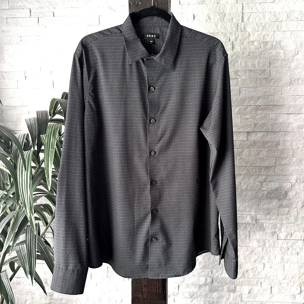 Express Dark Grey White Geometric Long Sleeve Button Down Size L